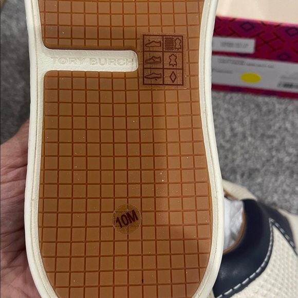 TORY BURCH COLOR BLOCK PLATFORM SNEAKERS IN DENIM/LEATHER  Tory Burch Cream and Black Sneakers(box is  little broken )